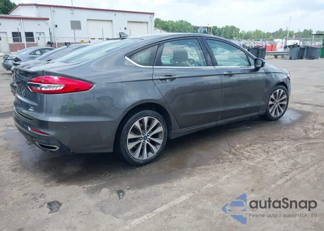 2019 Ford Fusion Se z USA, uszkodzony, nr VIN 3FA6P0T95KR264680